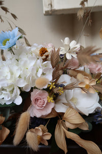 Célestine – A Poetic Floral Reverie