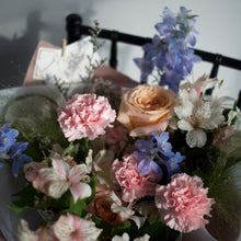 Load image into Gallery viewer, Je t’aime